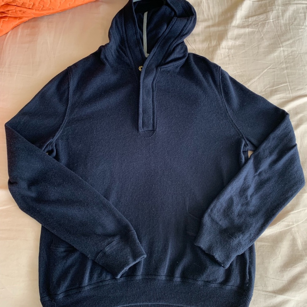 Generra Hoodie
